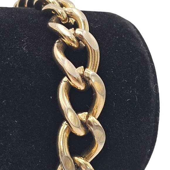 VTG Gold Toned Cuban Chain Link Wristlet Bracelet Classy Elegant Business Casual - Picture 2 of 15
